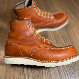 Redwing 875 Heritage Classic Moc Oro Legacy